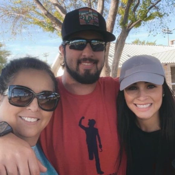 Meet your Posher, Andrew - Picture 1 of 1